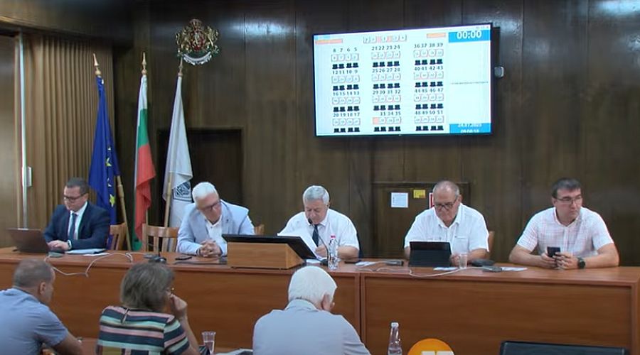 На 24 юли: Общинският съвет в Русе обсъжда 52 точки на редовното си заседание
